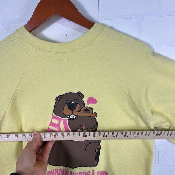 Vintage Womens Bear Sweatshirt Size Small Yellow - Picture 6 of 13